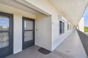 8198 TERRACE GARDEN DRIVE, ST PETERSBURG, FL 33709 - MLS#MFRTB8321562