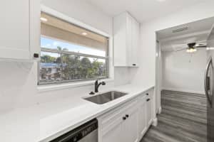 1975 BAY DRIVE, LARGO, FL 33770 Sold 06/06/25