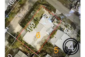 105 162nd Ave, REDINGTON BEACH