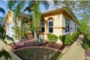 1923 STERLING GLEN COURT, SUN CITY CENTER, FL 33573 Sold 02/21/25