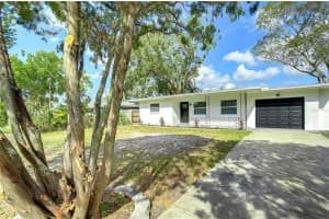10727 64TH AVENUE, SEMINOLE, FL 33772 Sold 04/24/25
