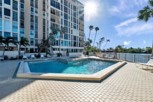 7400 SUN ISLAND DRIVE, SOUTH PASADENA, FL 33707 Sold 03/18/25
