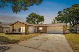 121 COUNTRY VILLAS DRIVE, SAFETY HARBOR, FL 34695 Sold 01/10/25
