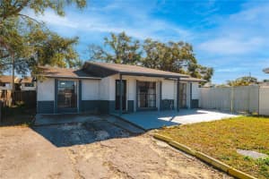 9102 POST OAK COURT, TAMPA, FL 33615 Sold 08/19/25