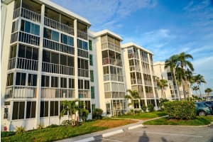 4902 38TH WAY, ST PETERSBURG, FL 33711 Sold 03/20/25