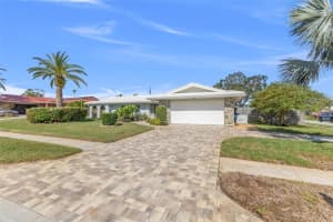 13935 PINECREST DRIVE, LARGO, FL 33774 Sold 12/20/24