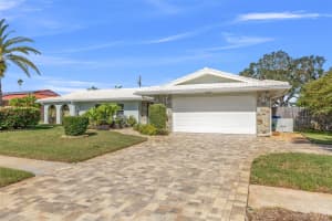 13935 PINECREST DRIVE, LARGO, FL 33774 Sold 12/20/24