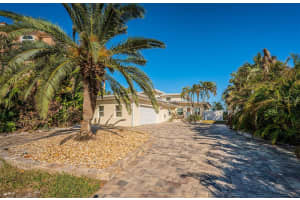 902 BOCA CIEGA ISLE DRIVE, ST PETE BEACH, FL 33706 Sold 12/31/24