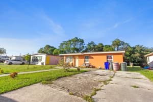 2913 LAFAYETTE STREET, FORT MYERS, FL 33916 Sold 12/31/24