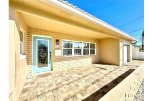 7933 CAUSEWAY BOULEVARD, SAINT PETERSBURG, FL 33707 Sold 02/07/25