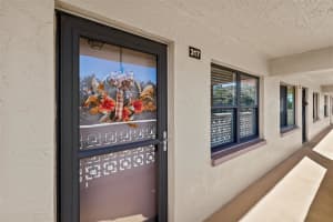 4920 LOCUST STREET, SAINT PETERSBURG, FL 33703 Sold 01/22/25