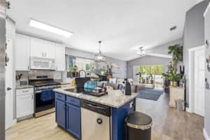 5811 MEADOWPARK PLACE, LITHIA, FL 33547 Sold 04/18/25