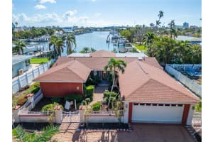 425 CAPRI BOULEVARD, TREASURE ISLAND, FL 33706 Sold 08/25/25