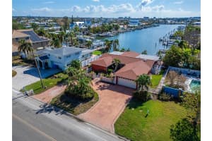 425 CAPRI BOULEVARD, TREASURE ISLAND, FL 33706 Sold 08/25/25