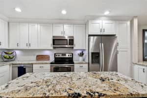 5575 GULF BOULEVARD, ST PETE BEACH, FL 33706 Sold 01/08/25