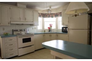 912 IGLESIA DRIVE, NORTH PORT, FL 34287 Sold 02/21/25