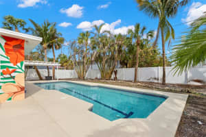 9255 GULF BOULEVARD, ST PETE BEACH, FL 33706 Sold 12/06/24