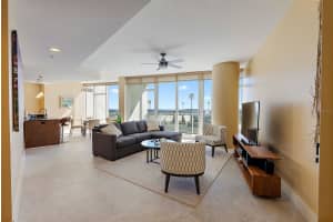 175 1ST STREET, SAINT PETERSBURG, FL 33701 Sold 05/28/25