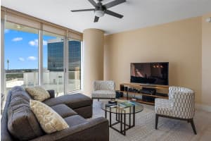 175 1ST STREET, SAINT PETERSBURG, FL 33701 Sold 05/28/25
