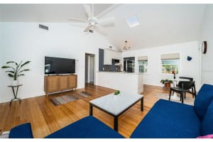 215 35TH AVENUE, ST PETERSBURG, FL 33704 Sold 07/18/25