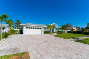 8719 PALISADES DRIVE, TAMPA, FL 33615 Sold 01/10/25