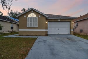 816 CAPE COD CIRCLE, VALRICO, FL 33594 Sold 05/01/25