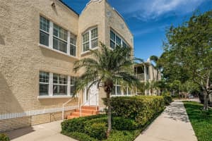 1418 OAK STREET, SAINT PETERSBURG, FL 33704 Sold 01/10/25