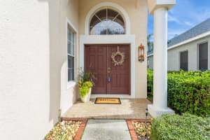 17929 TIMBER VIEW STREET, TAMPA, FL 33647 Sold 05/19/25
