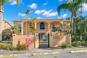 2691 WOODETTE DRIVE, DUNEDIN, FL 34698 Sold 05/23/25