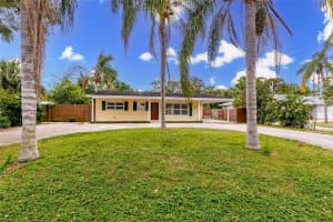 2145 30TH AVENUE, VERO BEACH, FL 32960 Sold 02/11/25