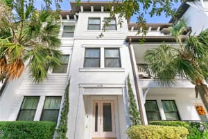 5120 BRIDGE STREET, TAMPA, FL 33611 Sold 01/10/25