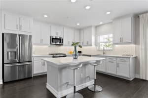 5120 BRIDGE STREET, TAMPA, FL 33611 Sold 01/10/25