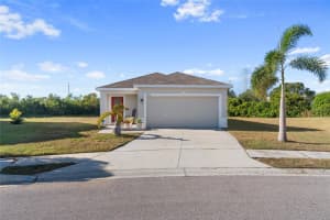 11905 GRAND KEMPSTON DRIVE, GIBSONTON, FL 33534 Sold 03/31/25