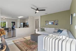 11905 GRAND KEMPSTON DRIVE, GIBSONTON, FL 33534 Sold 03/31/25