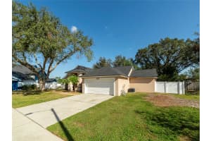 9605 GLENOX LANE, RIVERVIEW, FL 33569 Sold 02/07/25
