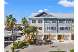 6125 MOORINGS DRIVE, SAINT PETERSBURG, FL 33712 Sold 04/17/25