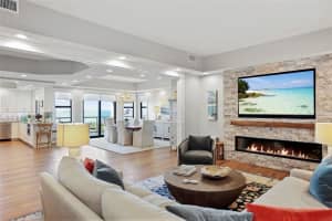 600 EDGEWATER DRIVE, DUNEDIN, FL 34698 Sold 01/30/25