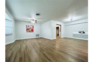 11051 60TH AVENUE, SEMINOLE, FL 33772 Sold 02/20/25