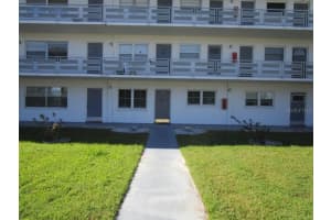 6000 20th St N #114, ST PETERSBURG