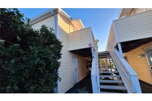 138 HUNTER LAKE DRIVE, OLDSMAR, FL 34677 Sold 04/22/25