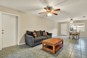 3325 37TH WAY, SAINT PETERSBURG, FL 33711 Sold 03/27/25