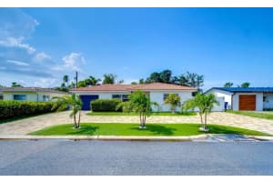 220 45TH AVENUE, ST PETE BEACH, FL 33706 Sold 03/21/25