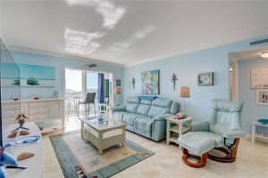 10216 REGAL DRIVE, LARGO, FL 33774 Sold 06/20/25