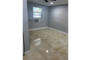 8240 GREENLEAF CIRCLE, TAMPA, FL 33615 Sold 02/10/25
