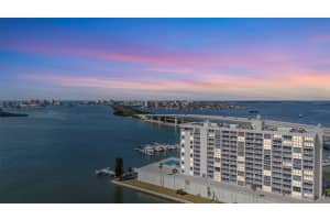 100 PIERCE STREET, CLEARWATER, FL 33756 Sold 03/27/25