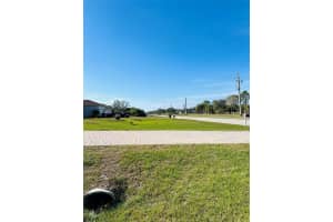 E PRICE BLVD, NORTH PORT, FL 34288 - MLS#MFRTB8324590