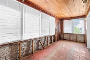 715 40TH AVENUE, SAINT PETERSBURG, FL 33703 Sold 02/26/25