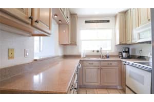 74 PALM BOULEVARD, DUNEDIN, FL 34698 Sold 01/02/25
