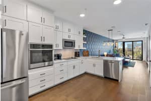 132 MIRROR LAKE DRIVE, SAINT PETERSBURG, FL 33701 Sold 04/30/25