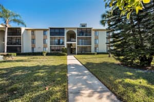 3210 LAKE PINE WAY, TARPON SPRINGS, FL 34688 Sold 02/18/25